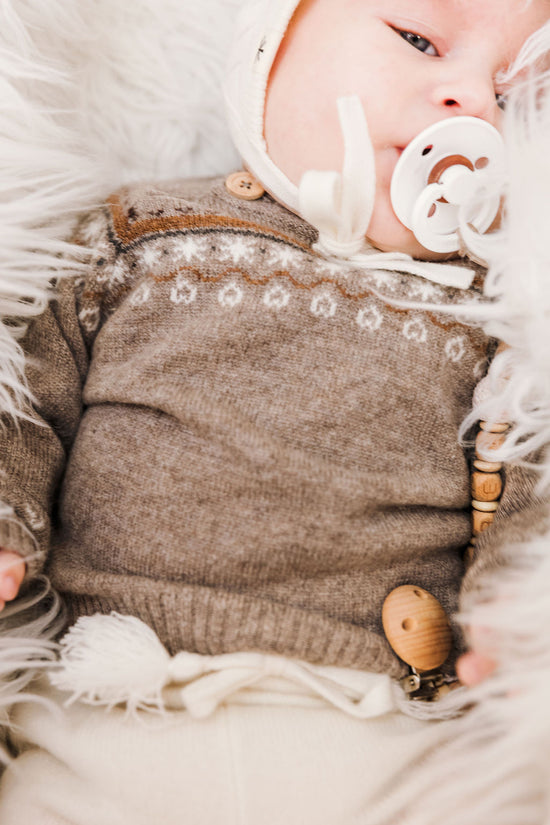 Gilet bébé fille 0/3 mois en maille tricot rose layette Gilet bébé fille 0/3 mois en maille tricot rose layette